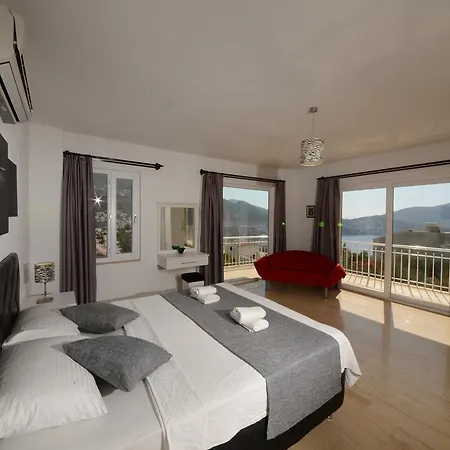 Lilyum Villa *